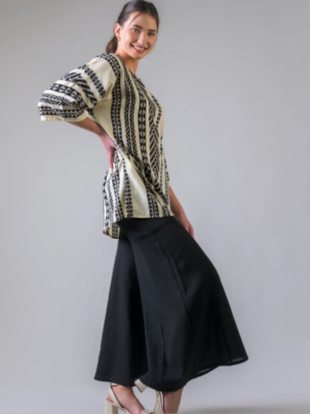 12.) Rhea Aztec Print Top - Picture 9 of 9